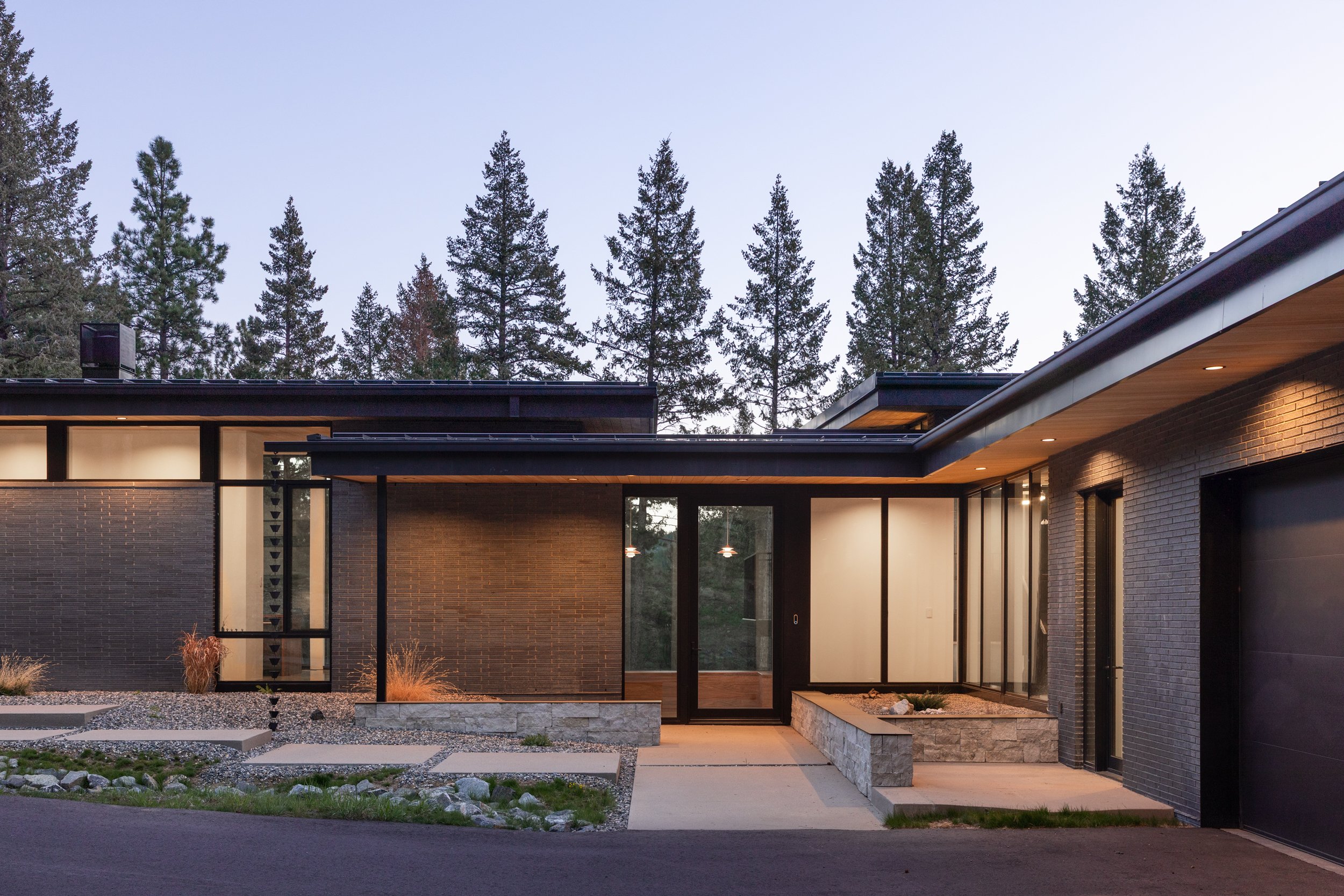 Mountain modern ranch home — TUCKER JOHNSON ARCHITECTS