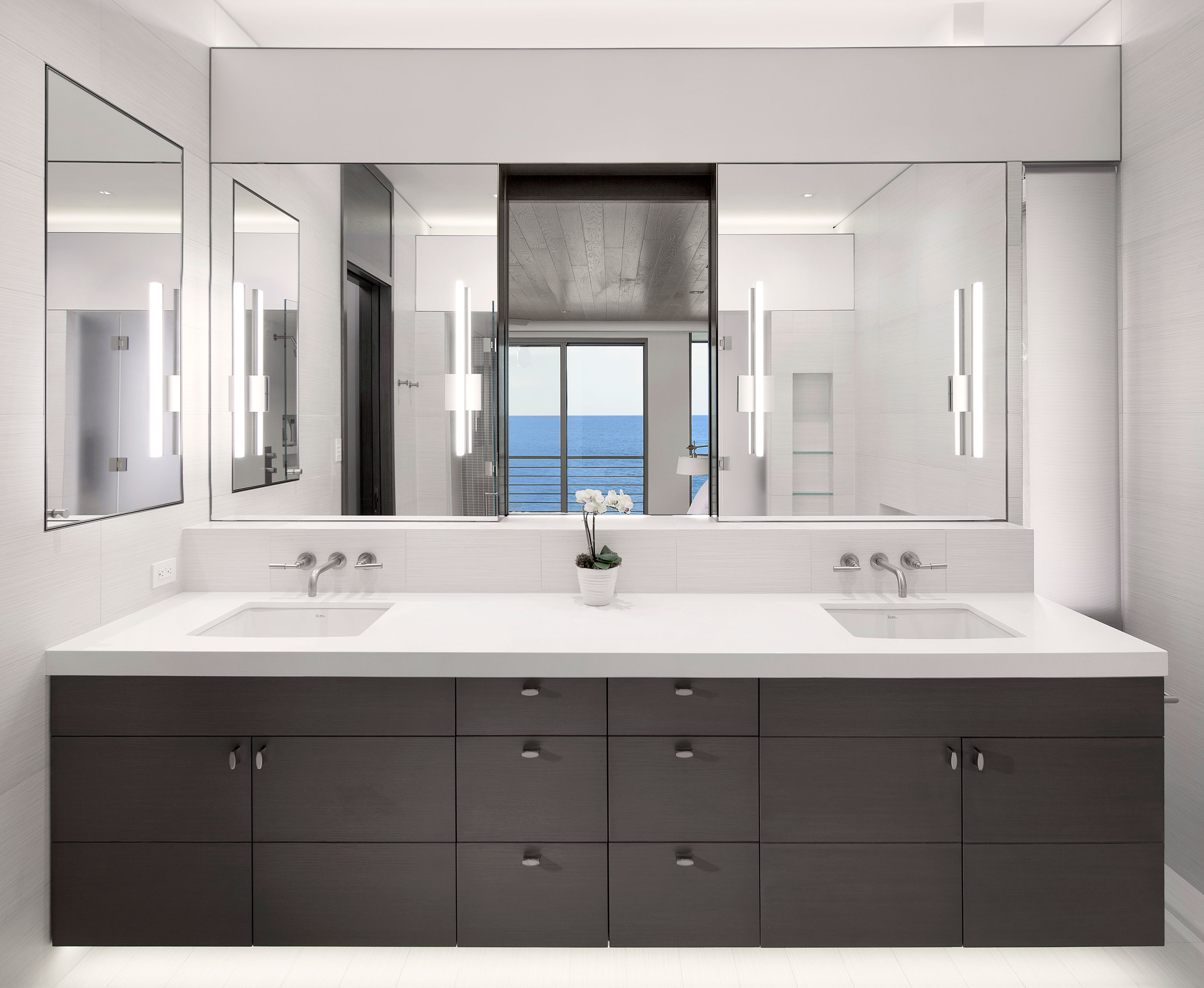 MODERN BEACH HOUSE — AB Design Studio