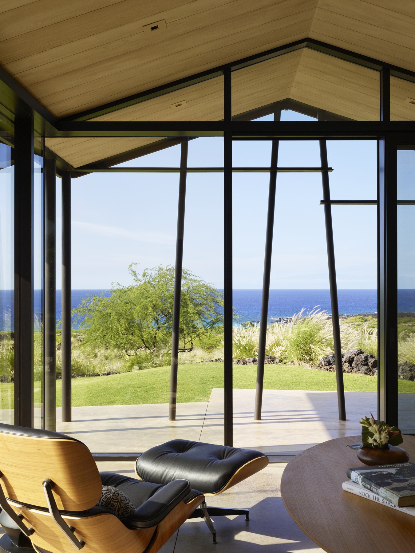 Makani Eka — Walker Warner