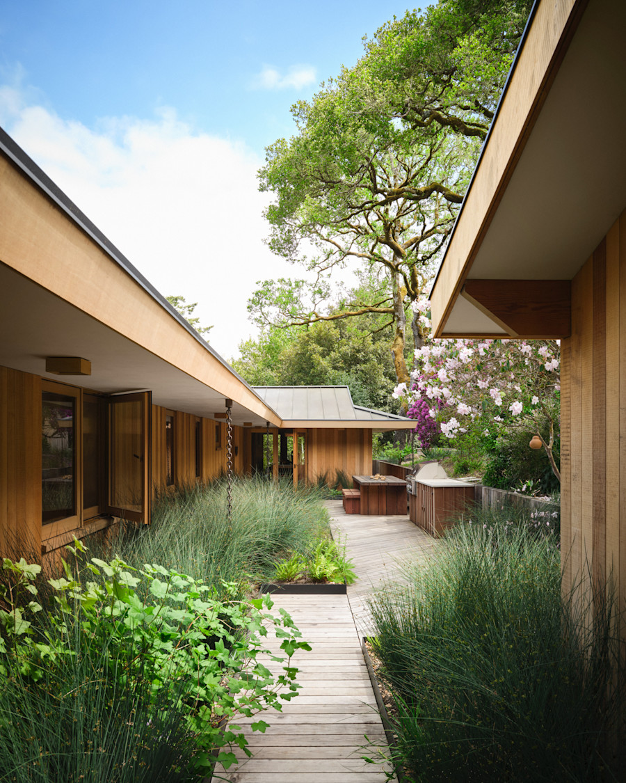 Midcentury Rambler — Commune Design