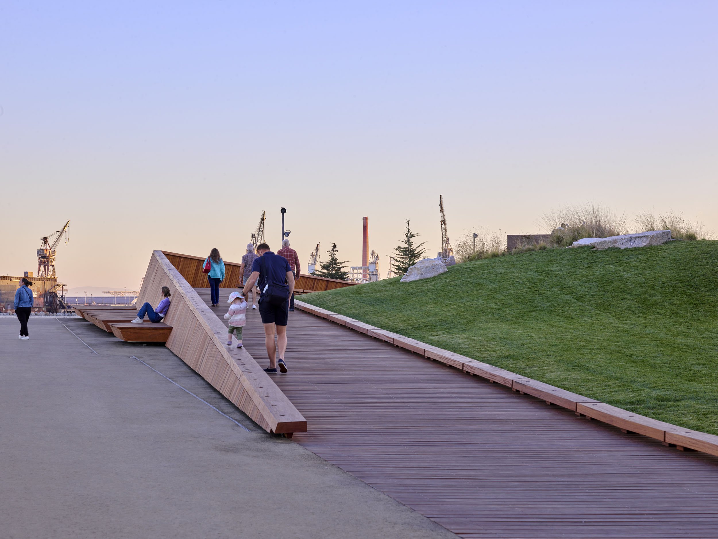 Mission Bay Bayfront Park — Surfacedesign, Inc.