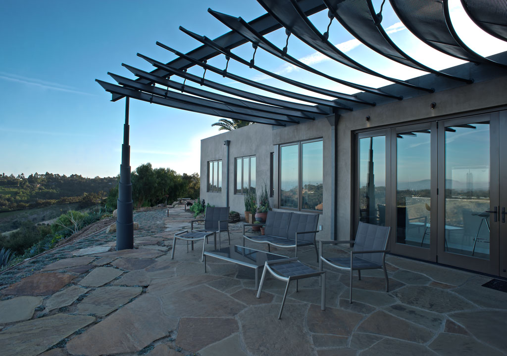 Mountain Drive Contemporary — McKean Construction