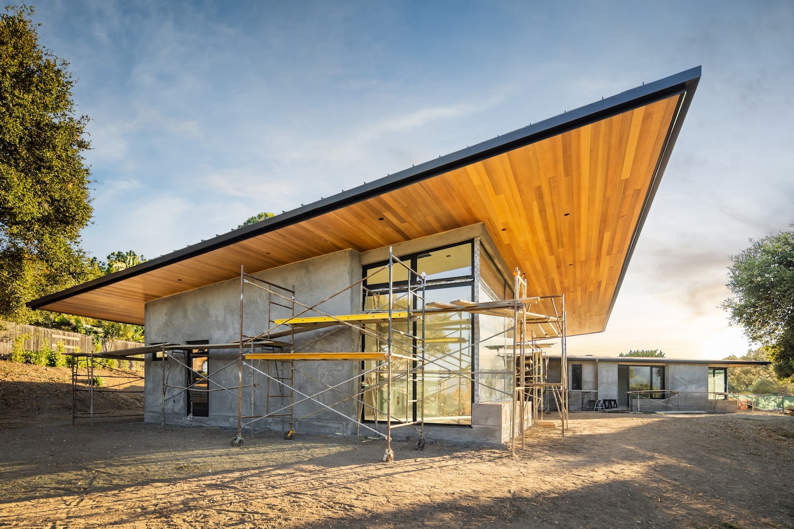 Modern Architect in Santa Barbara preserves oak woodland — Blackbird Architects, Santa Barbara, California - Residential & Commercial