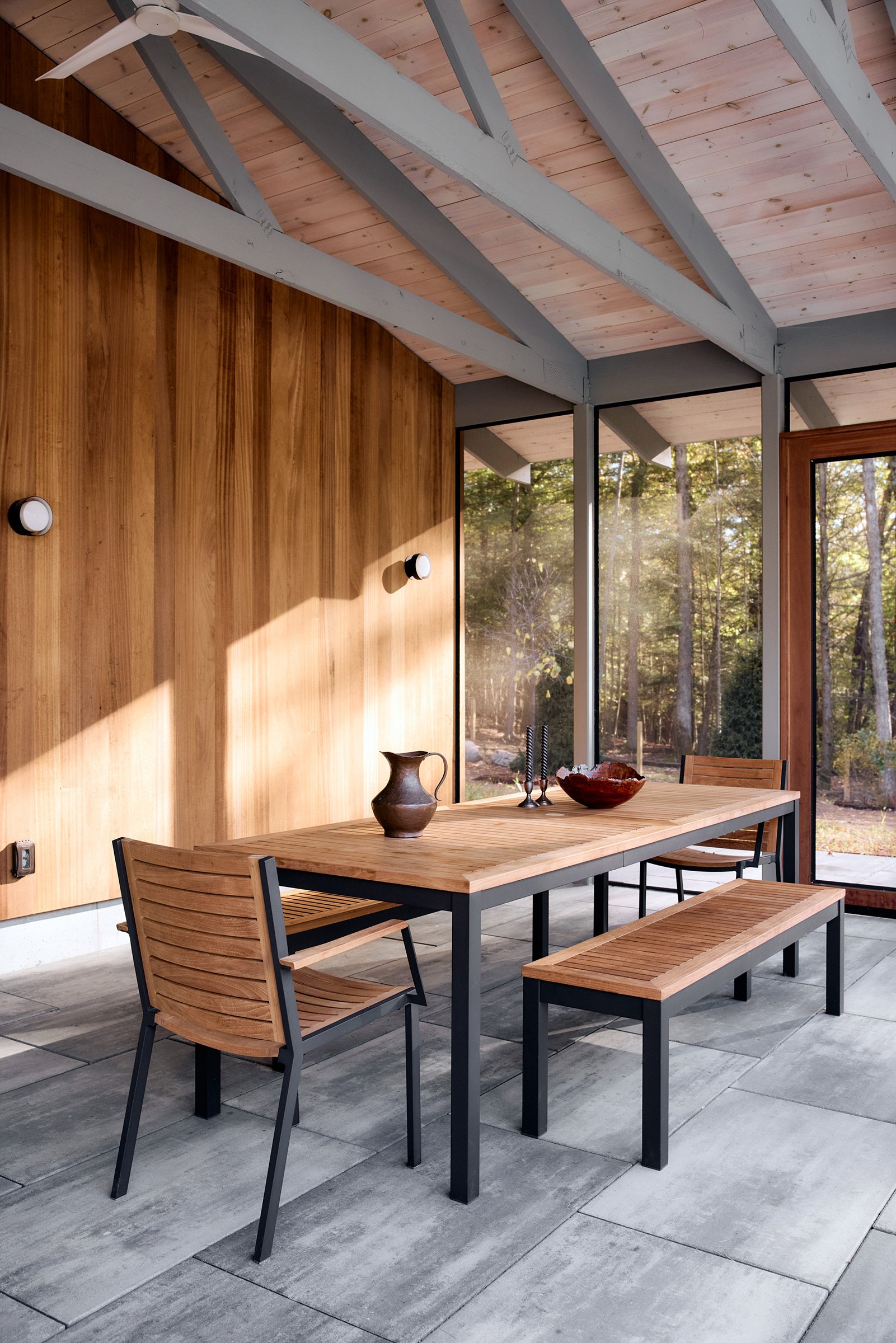 Olive Poolhouse — DEMO Architects