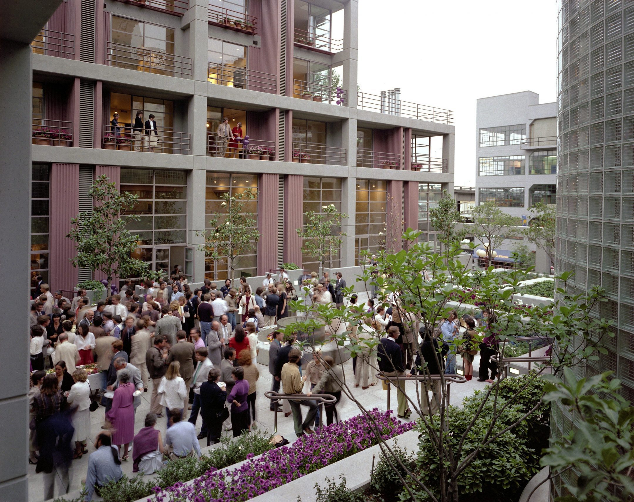 Use / Condominium Building — Olson Kundig