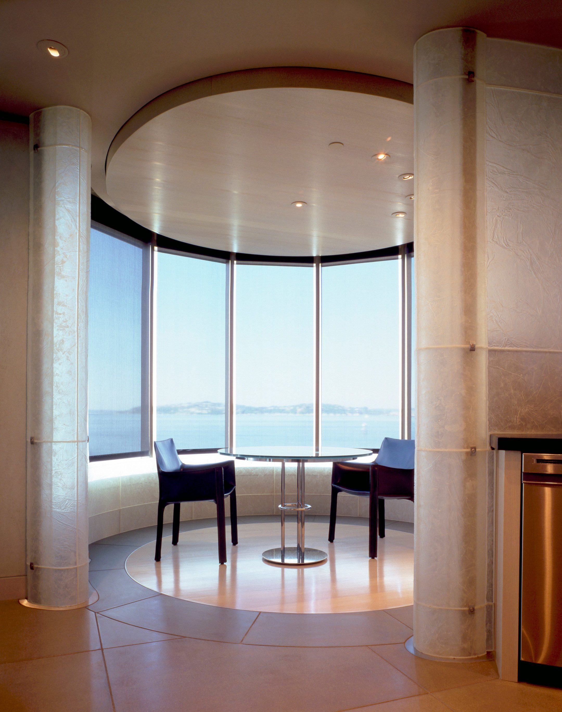 Glass Apartment — Olson Kundig