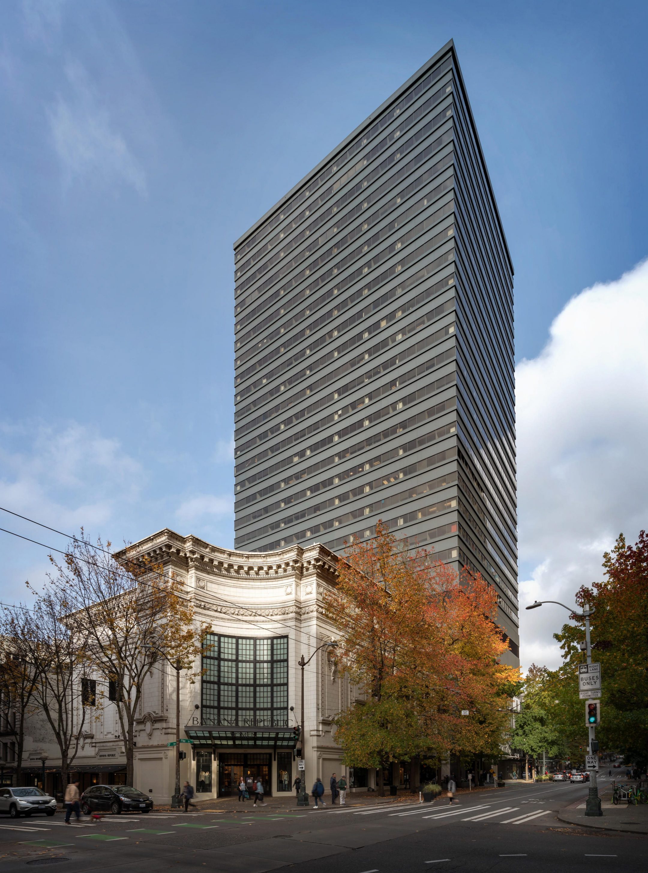520 Pike — Olson Kundig