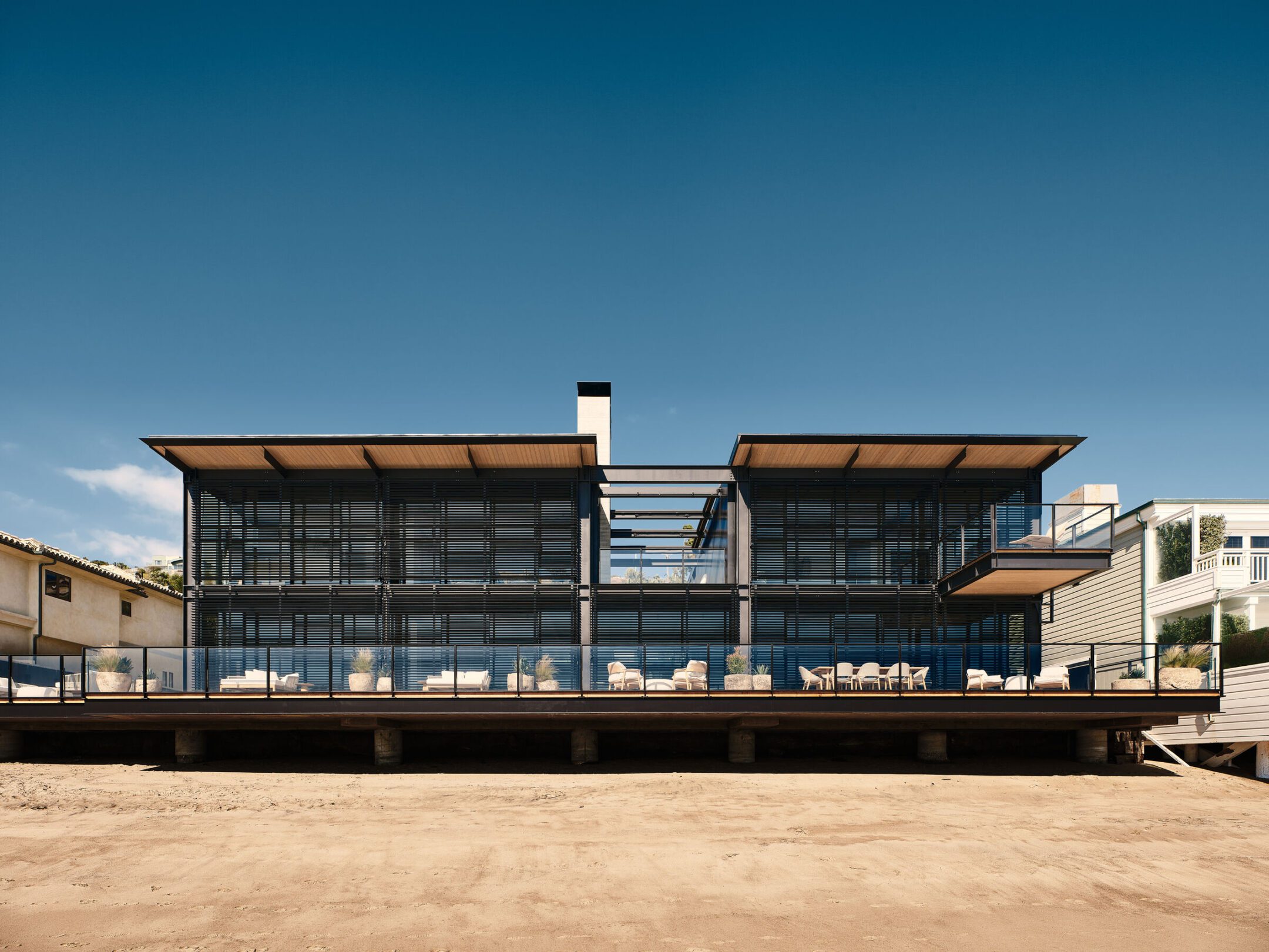 Carbon Beach House — Olson Kundig