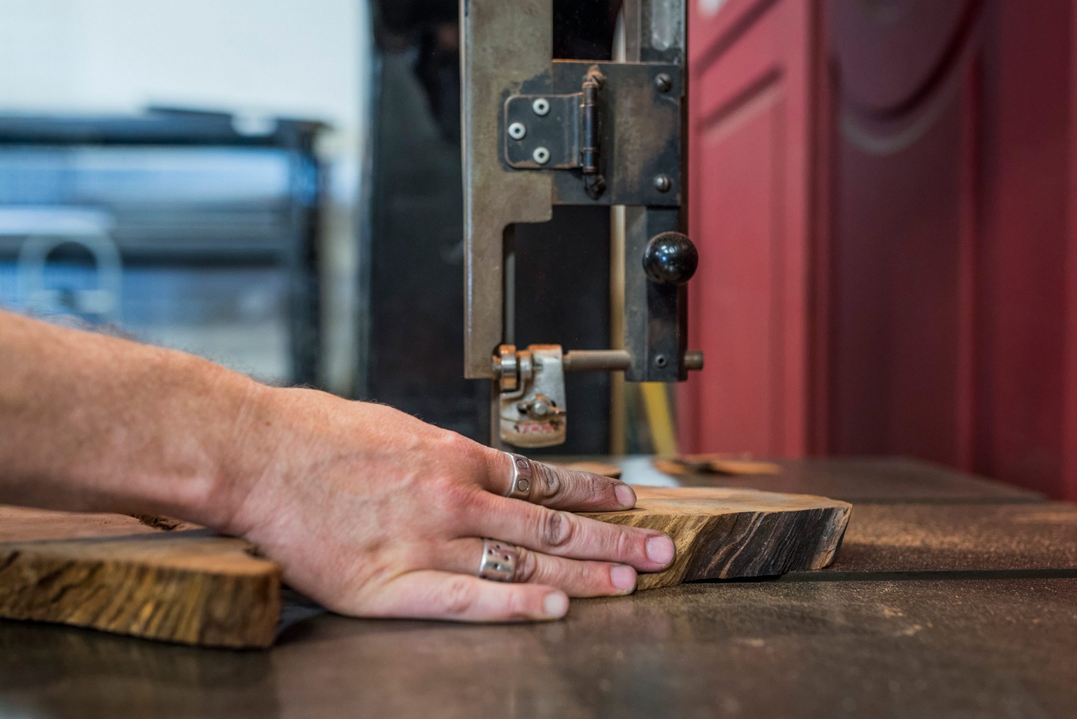 Kerf Tables — Olson Kundig