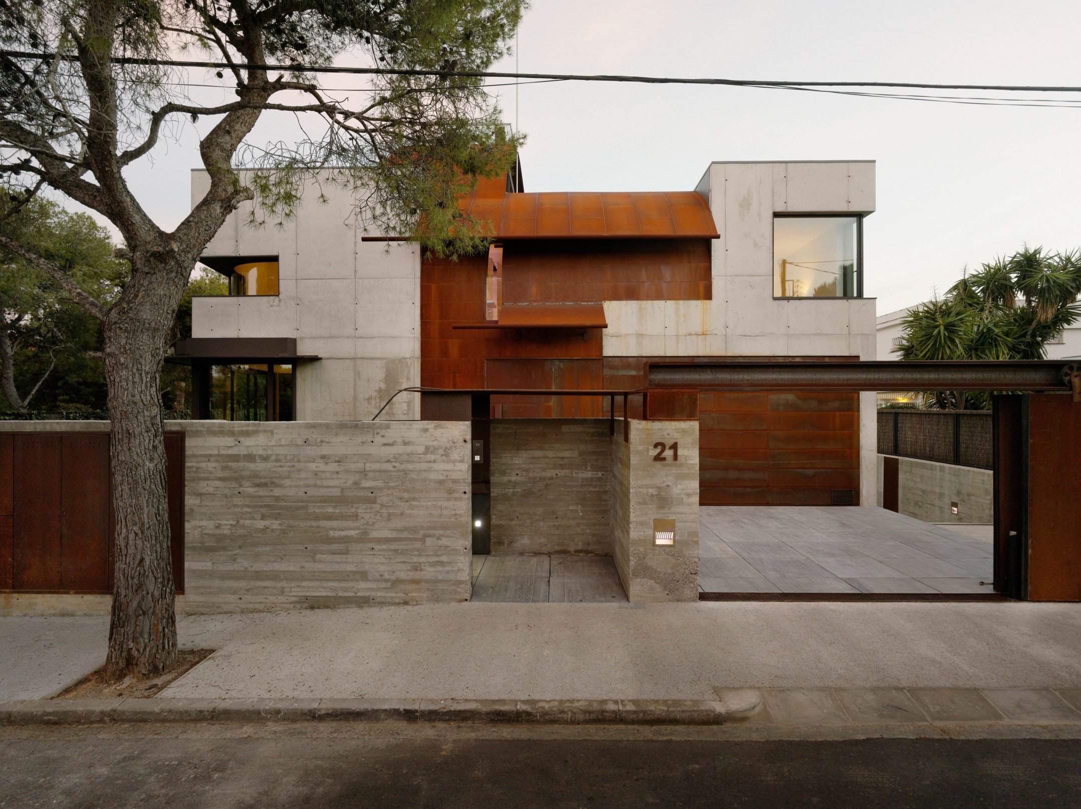 Studio Sitges — Olson Kundig