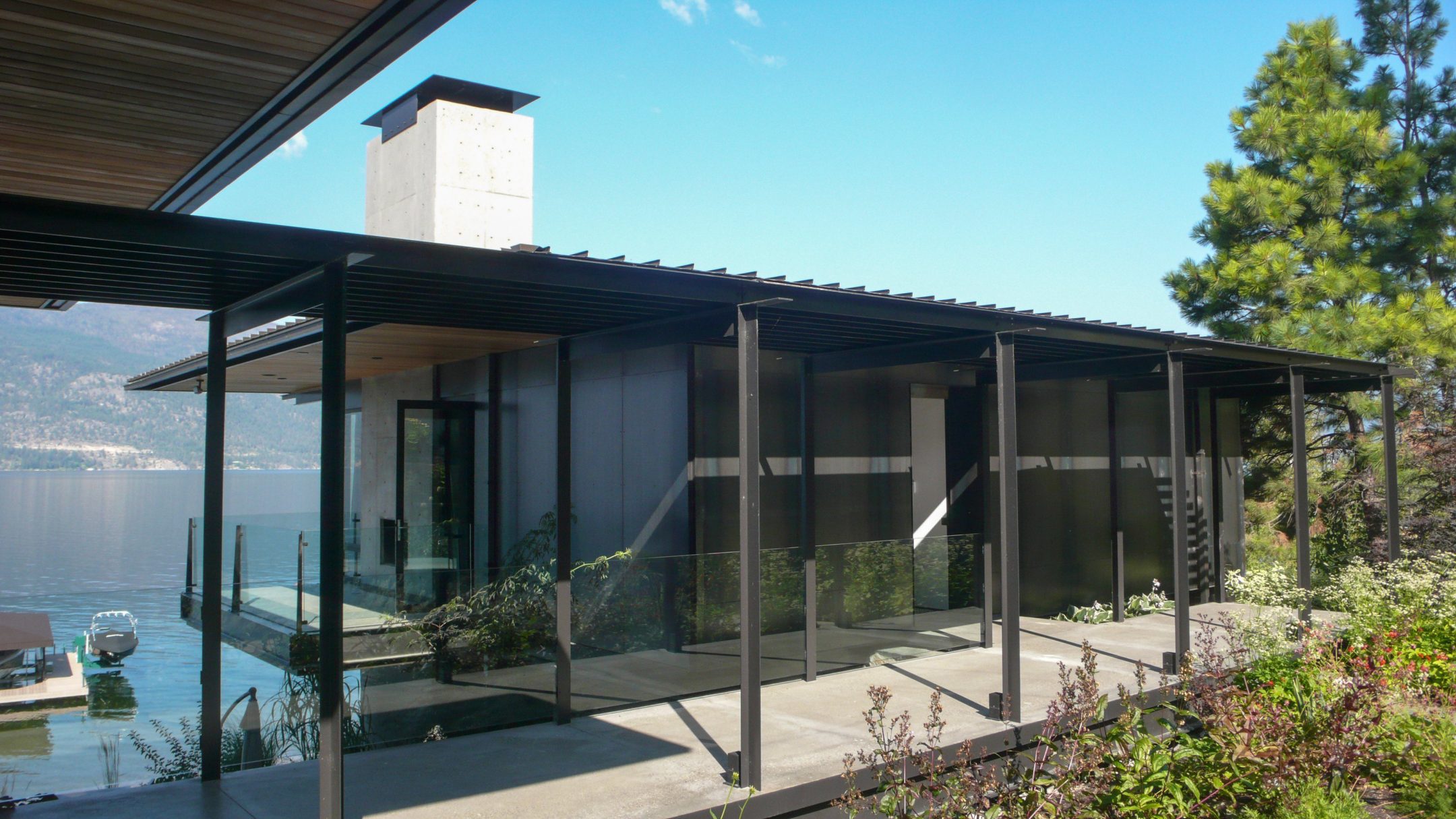 Lake Okanagan Residence — Olson Kundig