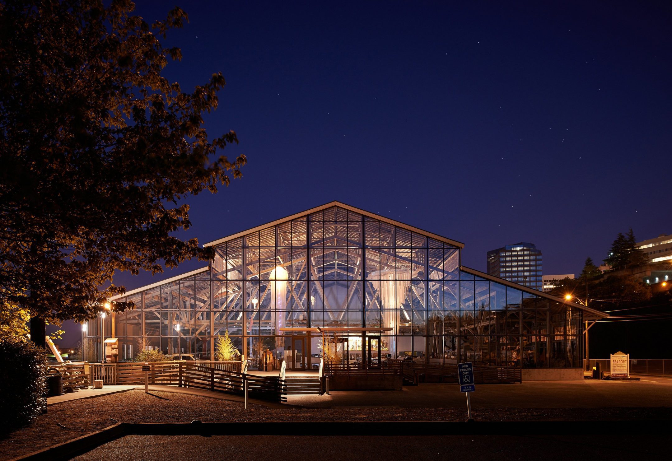 Foss Waterway Seaport — Olson Kundig
