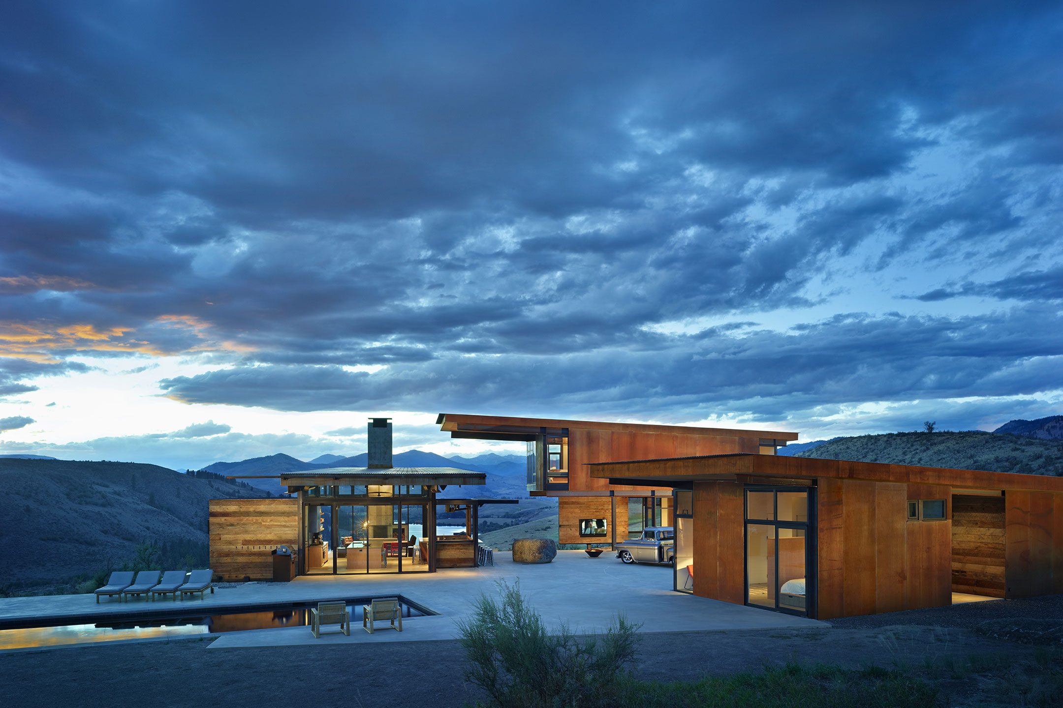 Studhorse — Olson Kundig