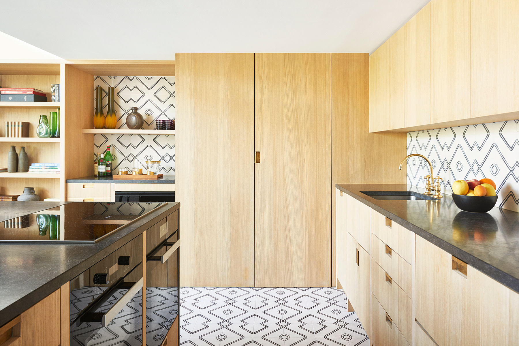 Paris Artist Garret — Commune Design