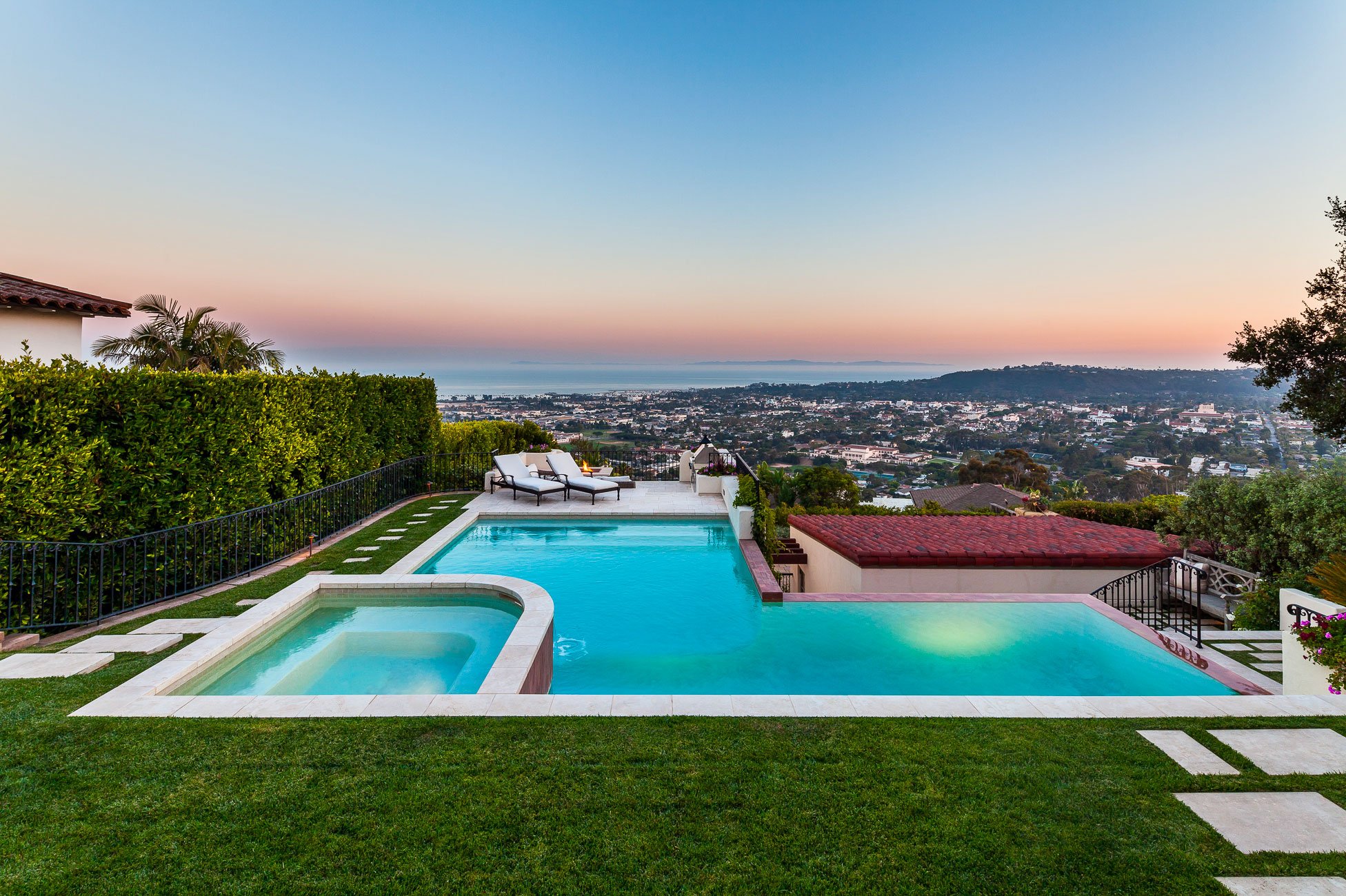 RIVIERA RESIDENCE — AB Design Studio