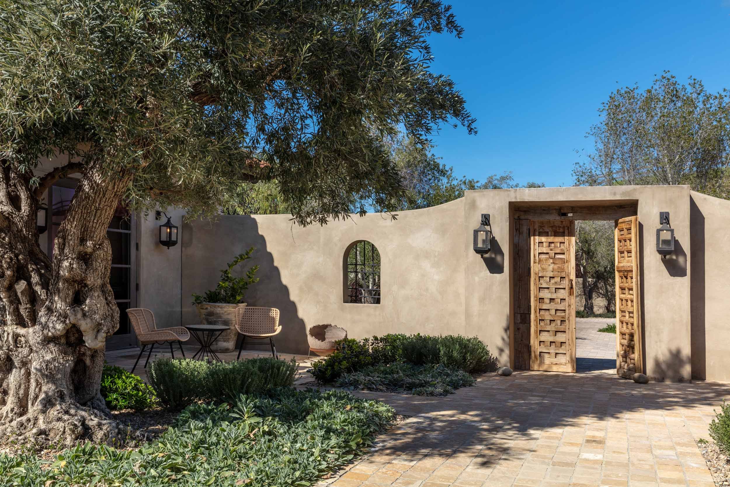 Rancho Los Olivos — Tom Meaney | Architect