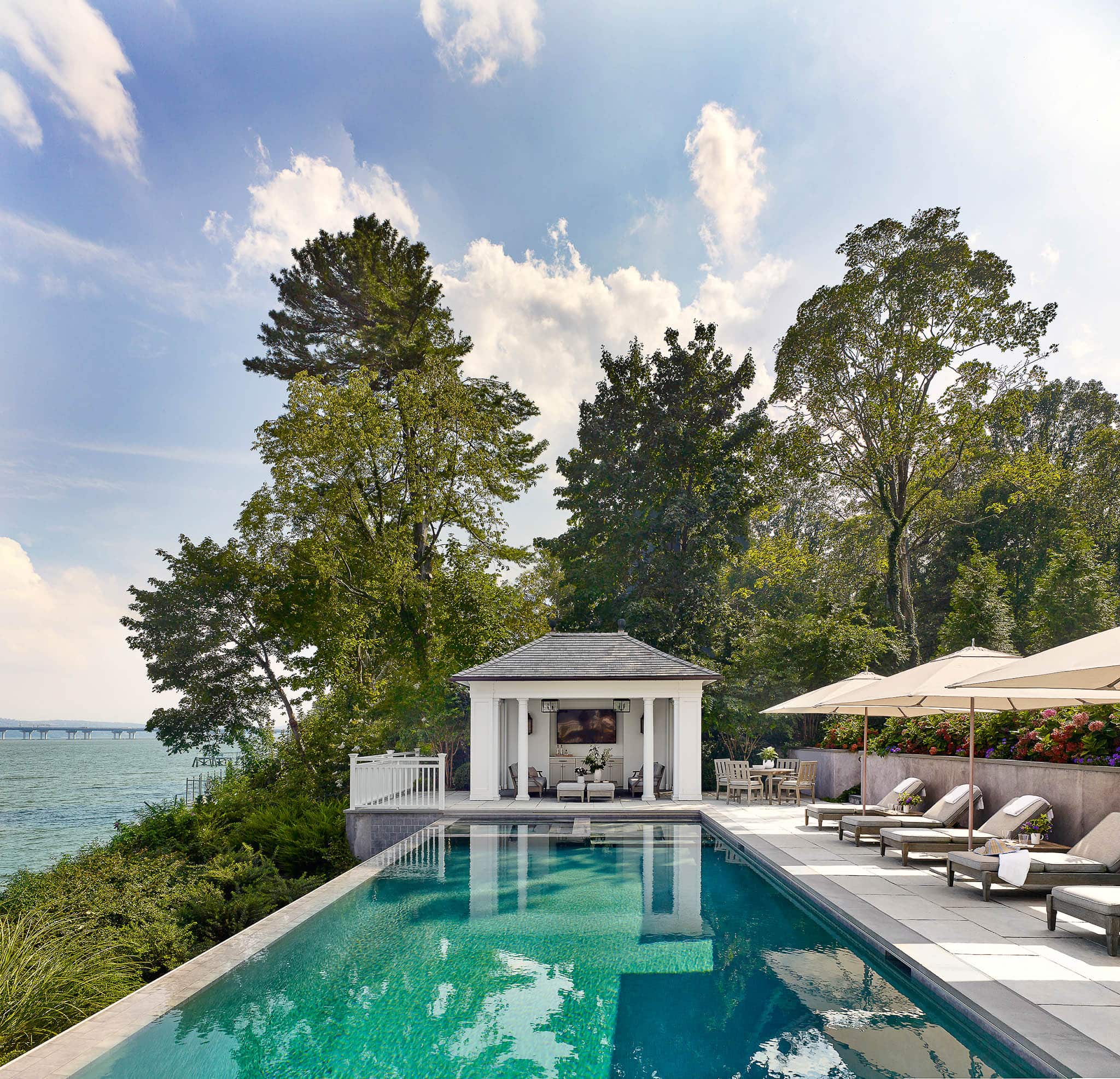 Riverfront Country House — Glenn Gissler Design