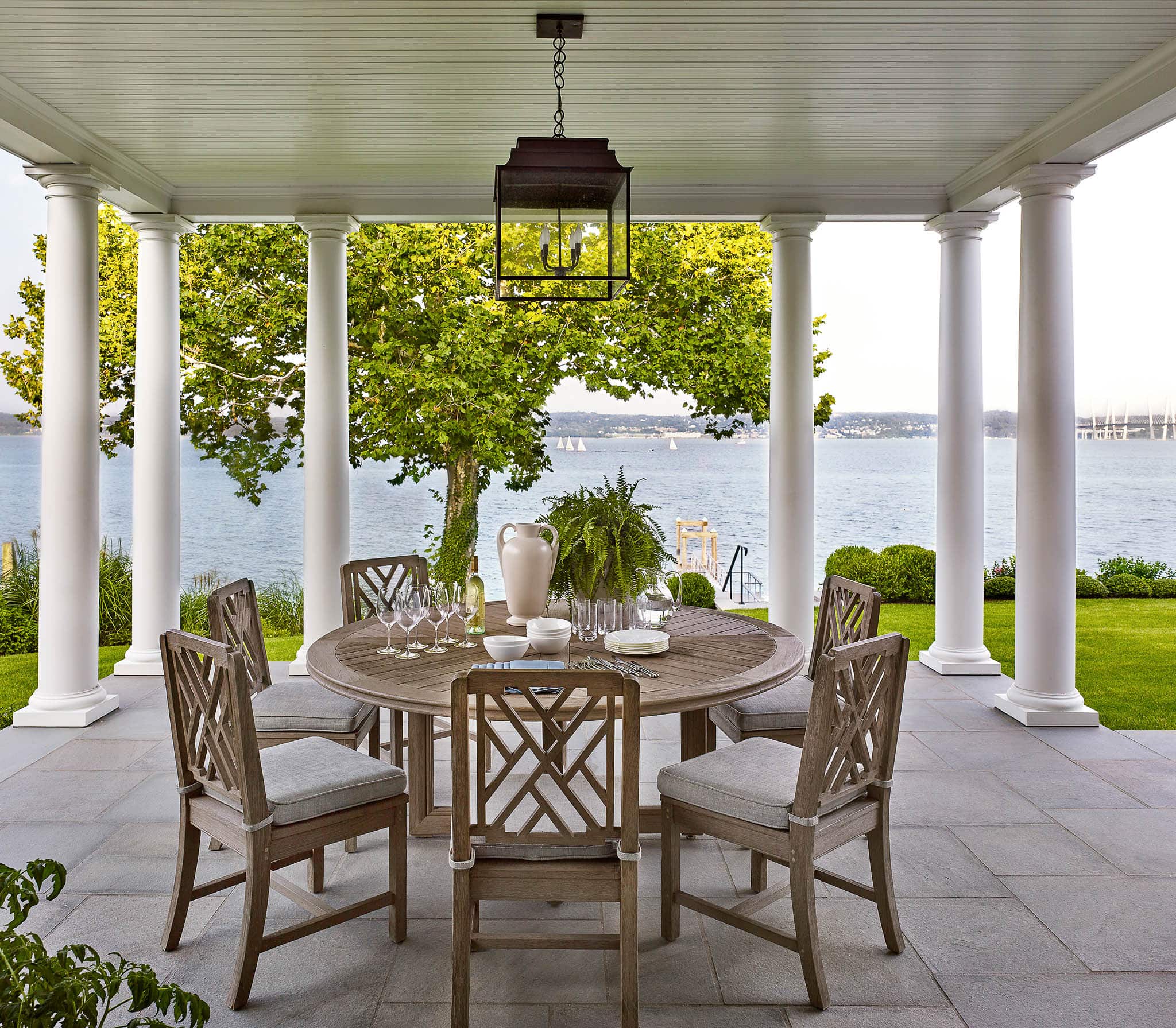 Riverfront Country House — Glenn Gissler Design