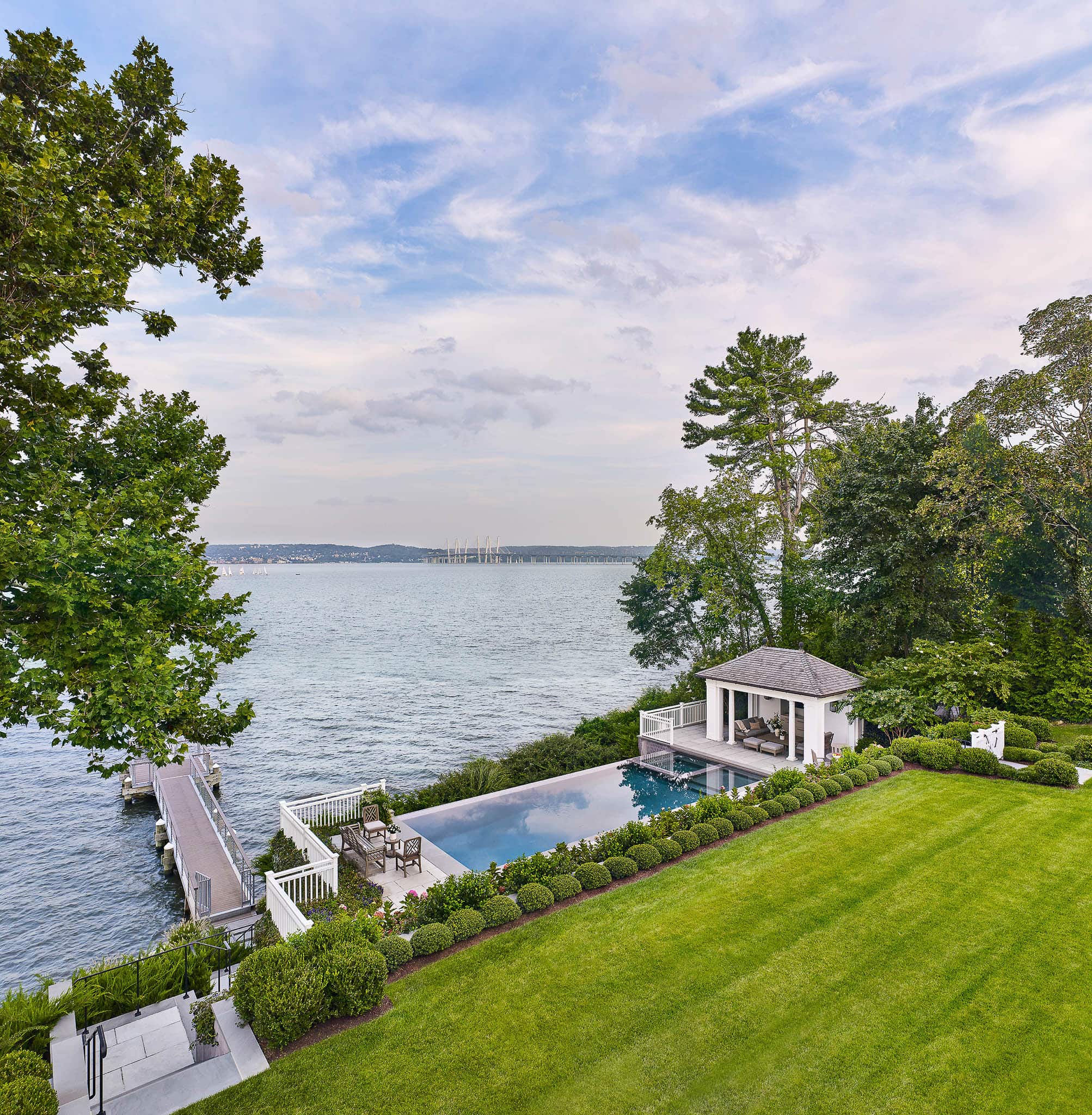 Riverfront Country House — Glenn Gissler Design