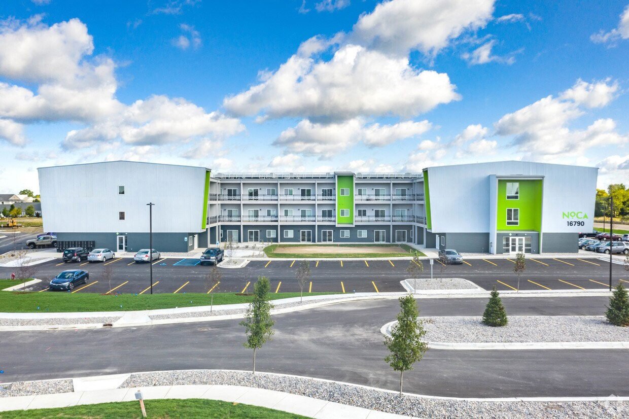 CHANDLER CROSSING Student Housing — AB Design Studio
