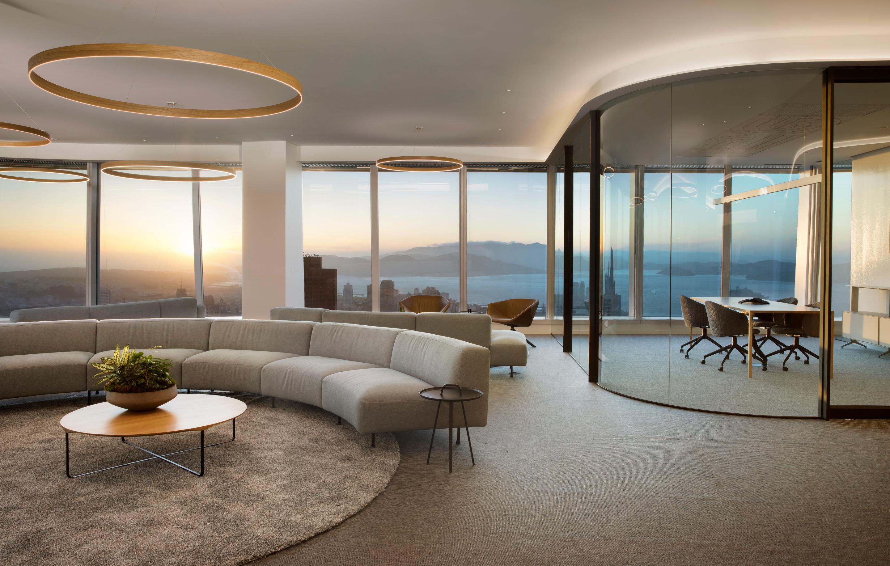 Salesforce Tower Office Space — Feldman Architecture