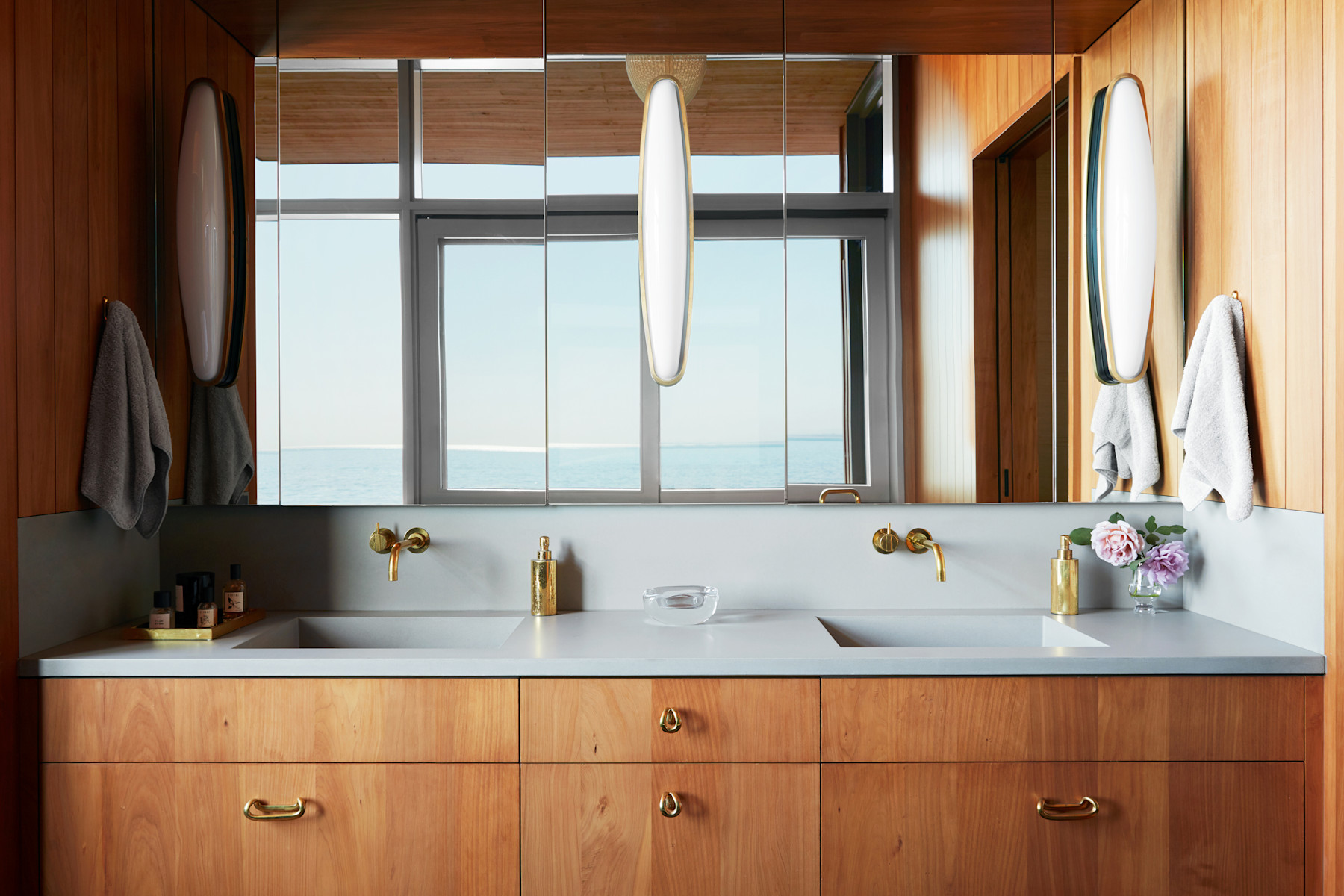 Santa Cruz Beach House — Commune Design