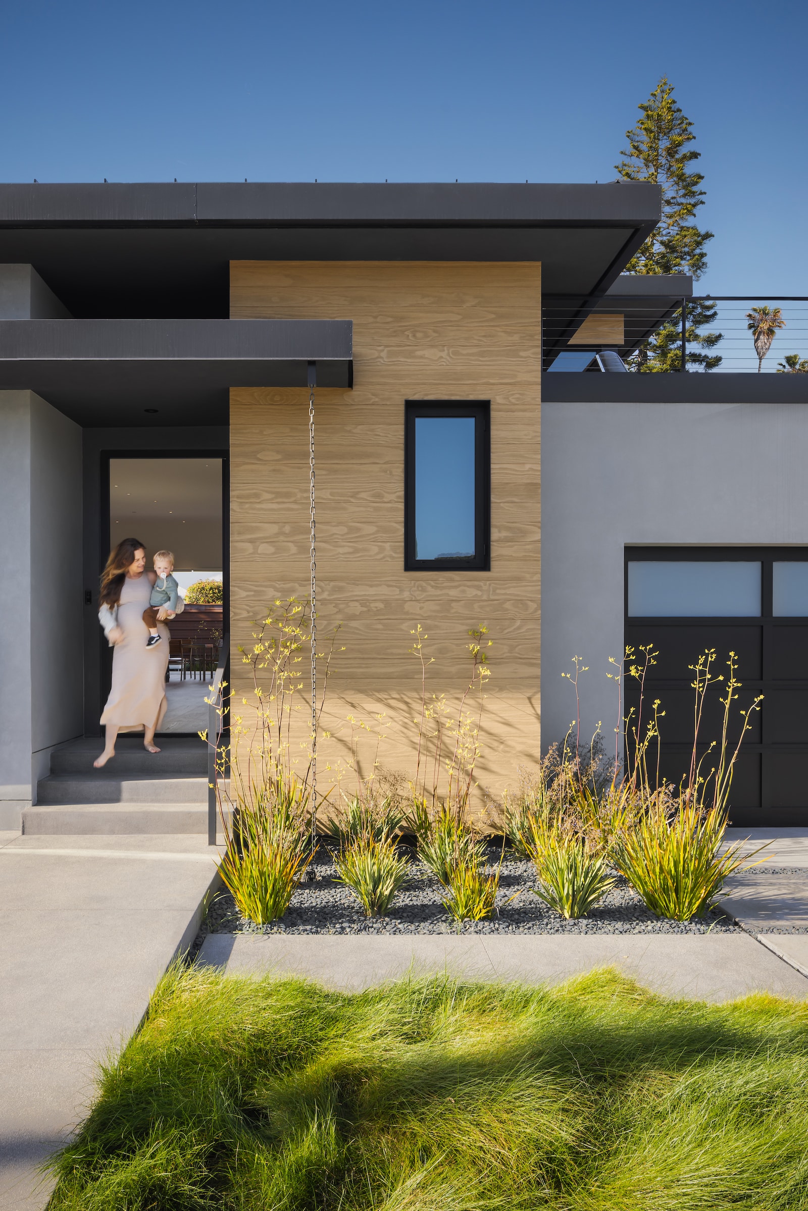 Shoreline Home, modern coastal architecture, Blackbird Architects — Blackbird Architects, Santa Barbara, California - Residential & Commercial