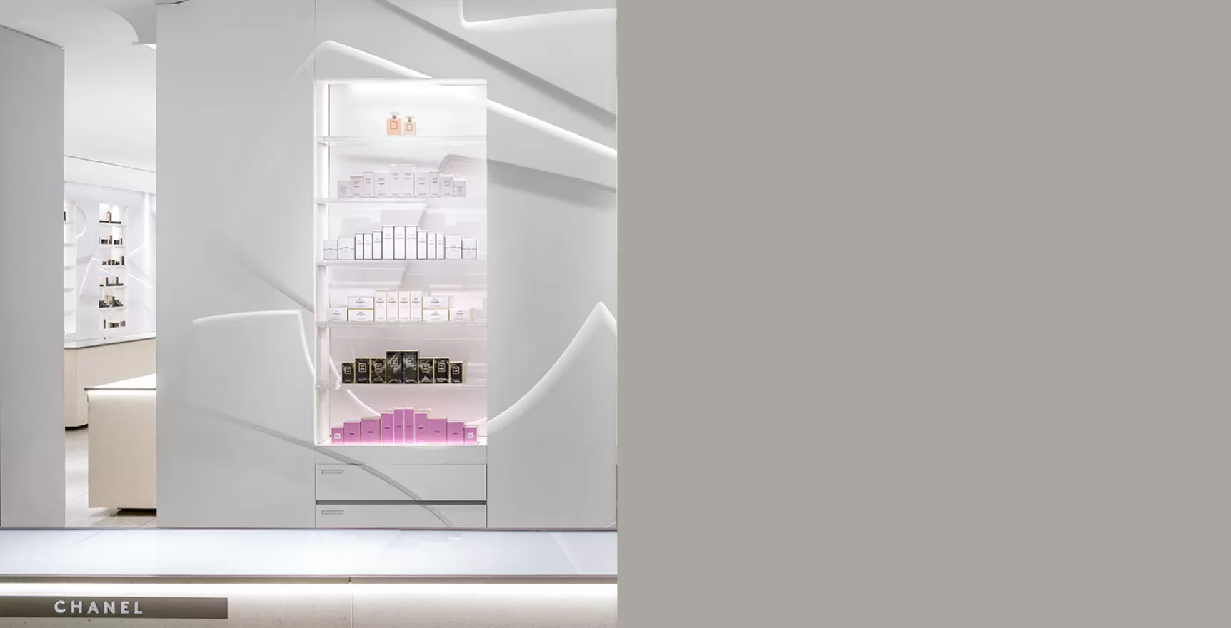 Barneys New York Cosmetics — Steven Harris Architects