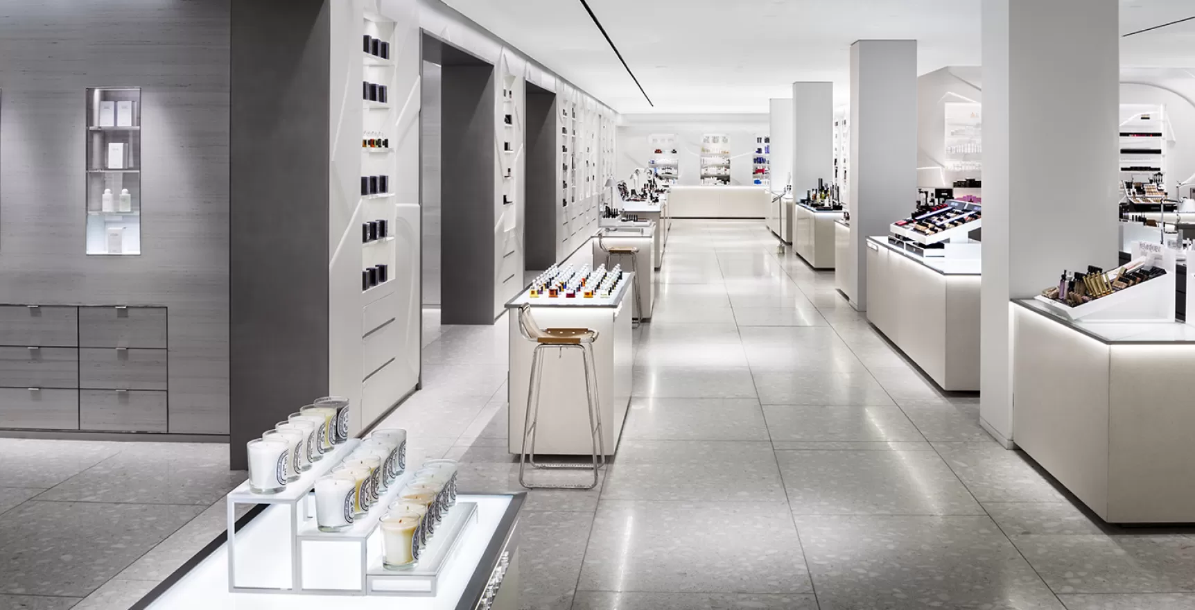 Barneys New York Cosmetics — Steven Harris Architects