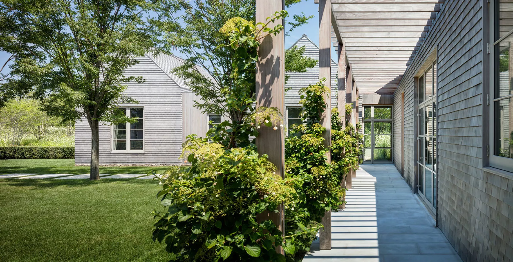 Sagaponack Barn Compound, NY — Steven Harris Architects