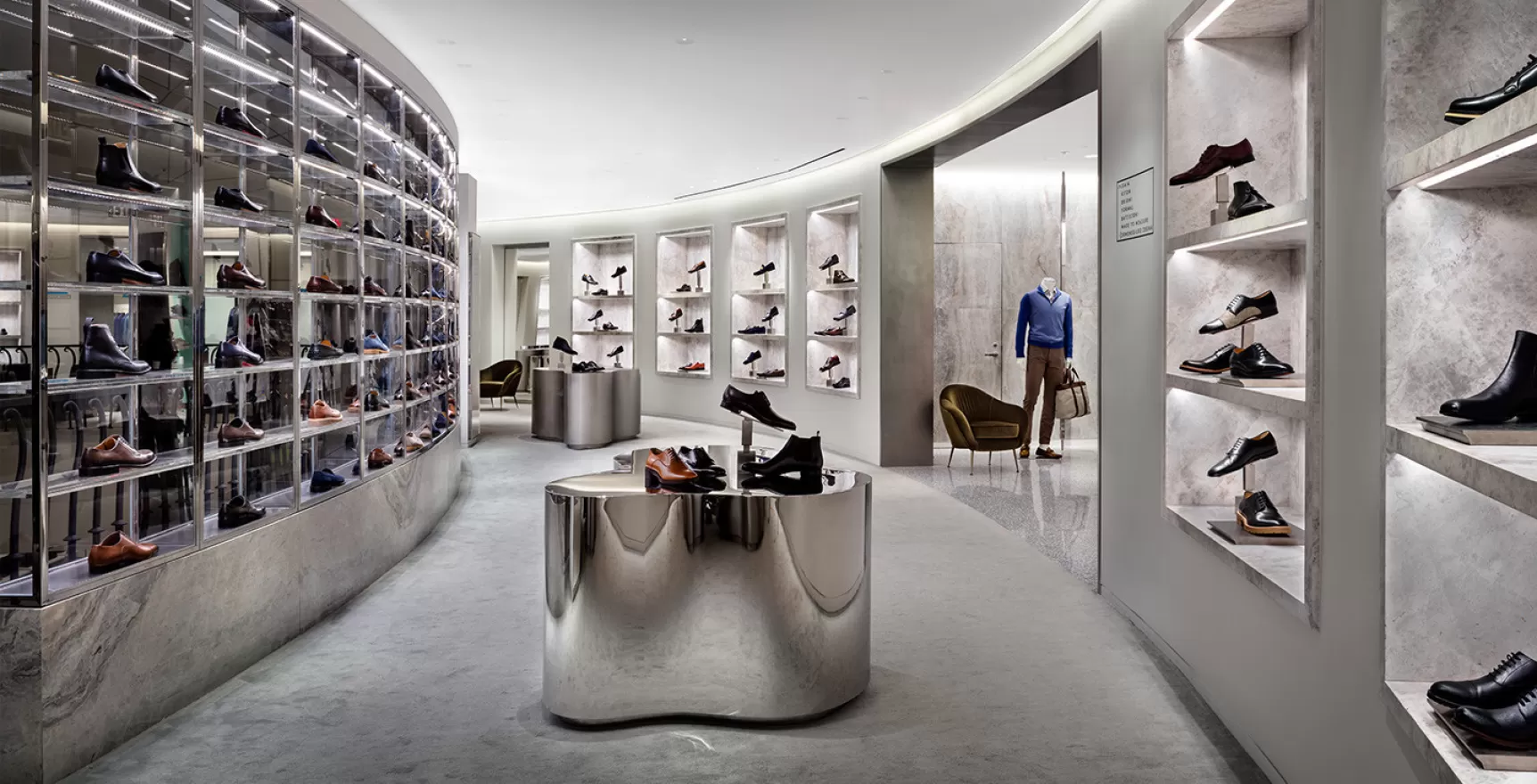 Barneys Beverly Hills Mens’ Floor — Steven Harris Architects