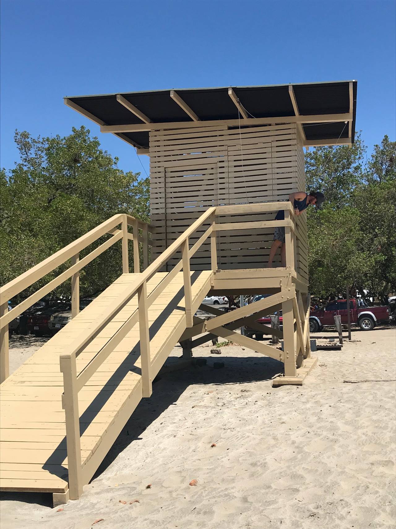 TAMARINDO LIFEGUARD TOWER — LSD – LABORATORY SUSTAINING DESIGN