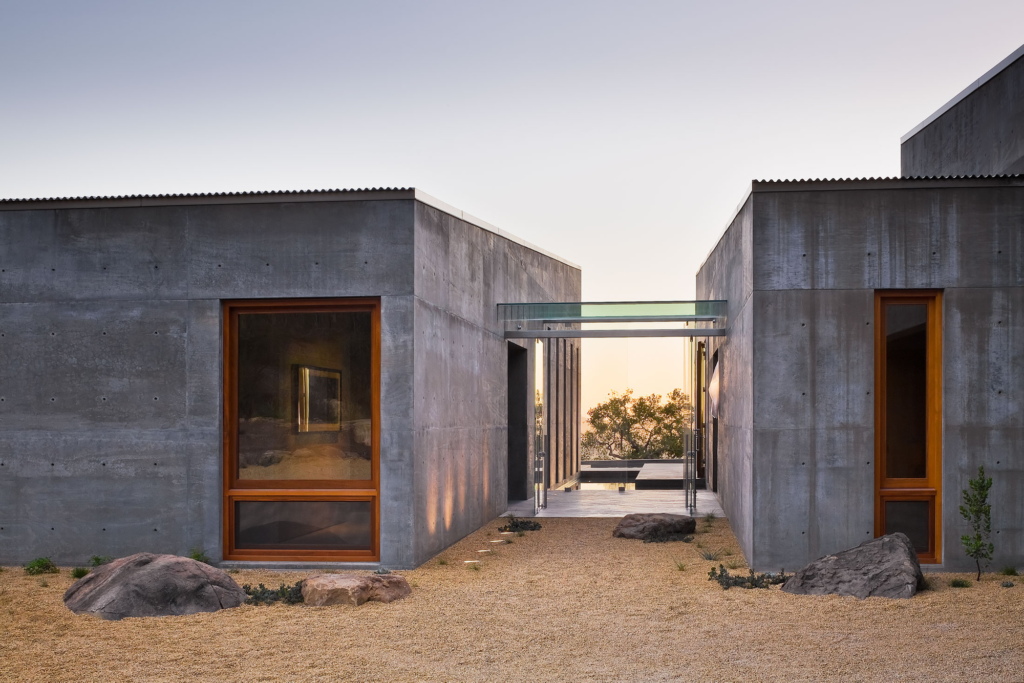 TORO — Donaldson+Partners