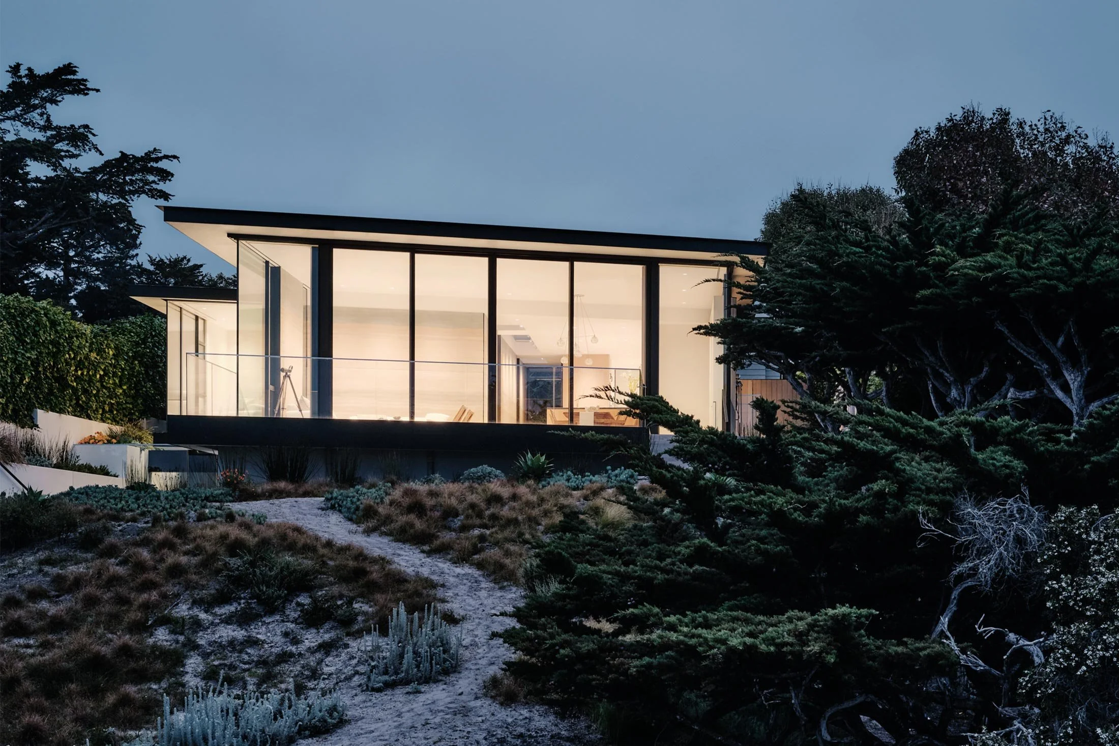 White Sands — Field Architecture