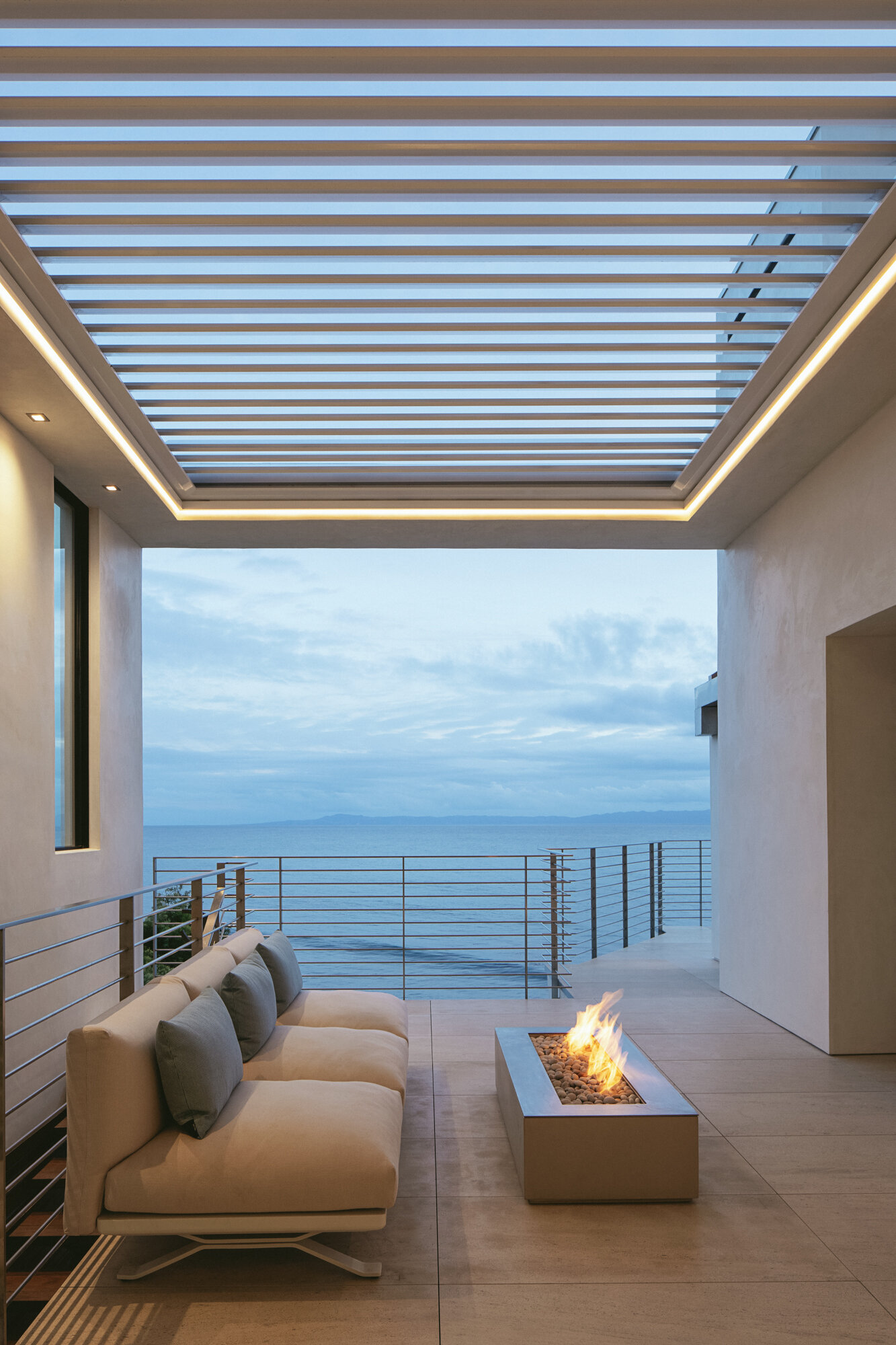 EDGE HOUSE — WINICK ARCHITECTS