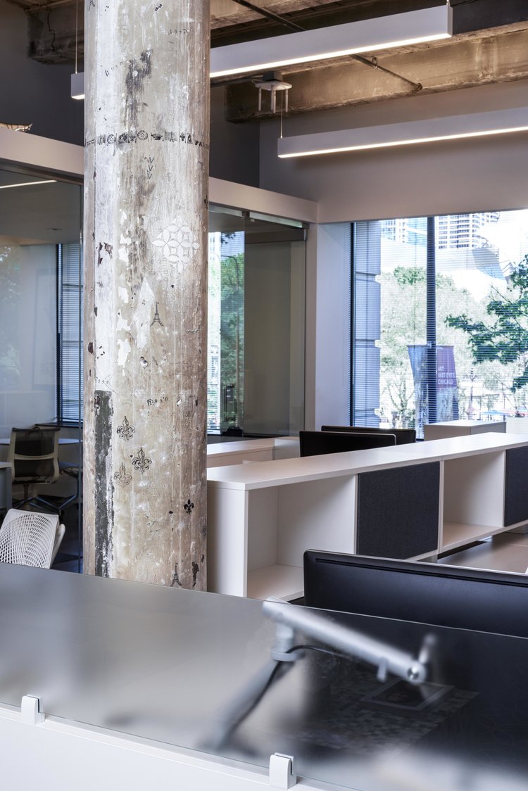 LOUIS VUITTON REGIONAL CORPORATE OFFICES — WINICK ARCHITECTS