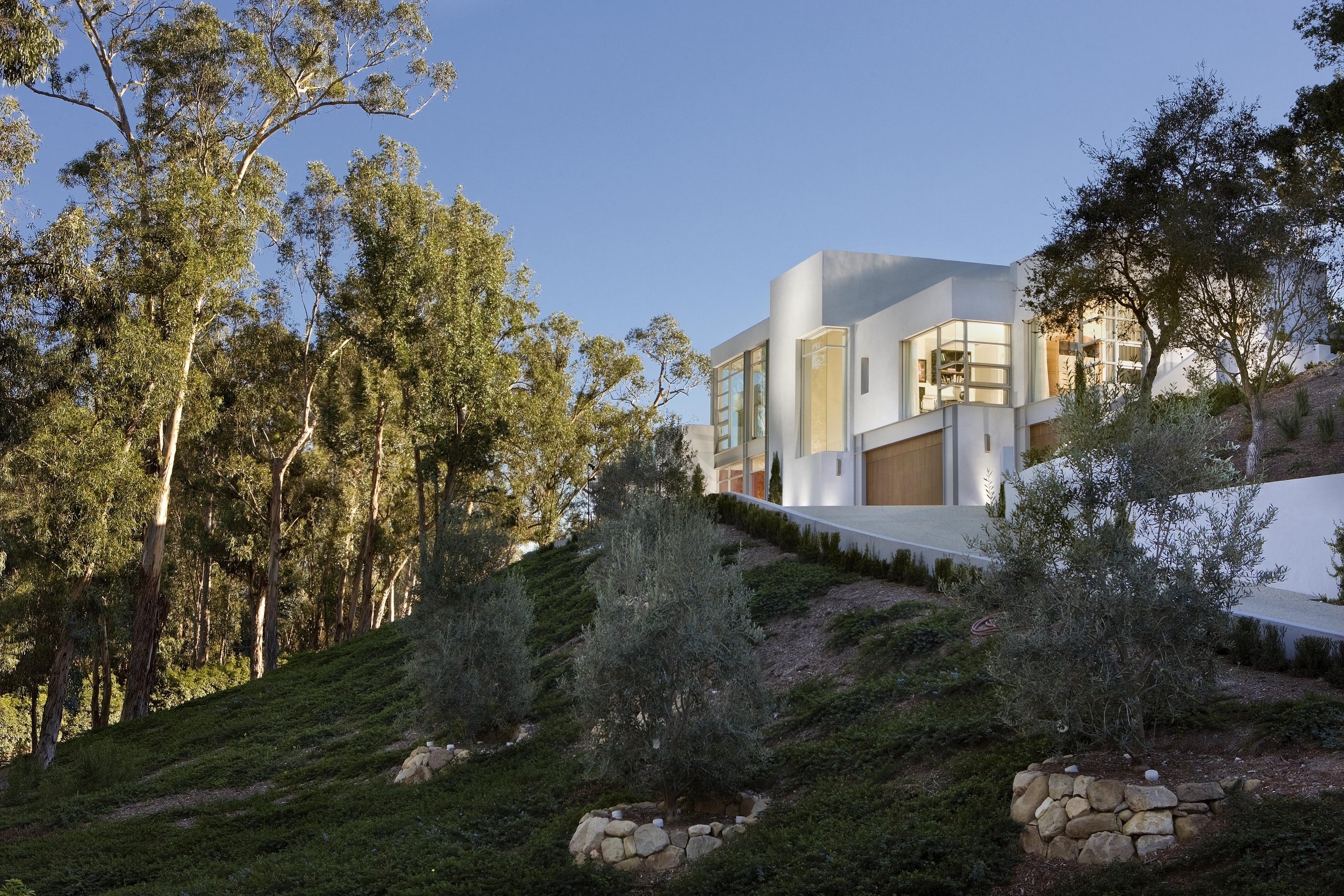 Woodly Road Modern Coastal Estate — Warner Group Architects