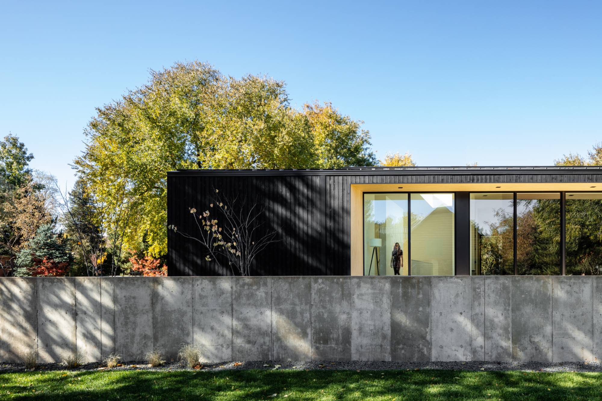 Vista Drive Pavilion — Studio B 