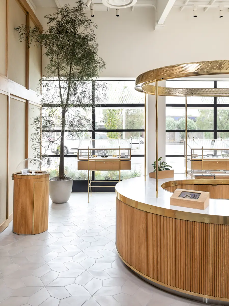 Serra — Commune Design