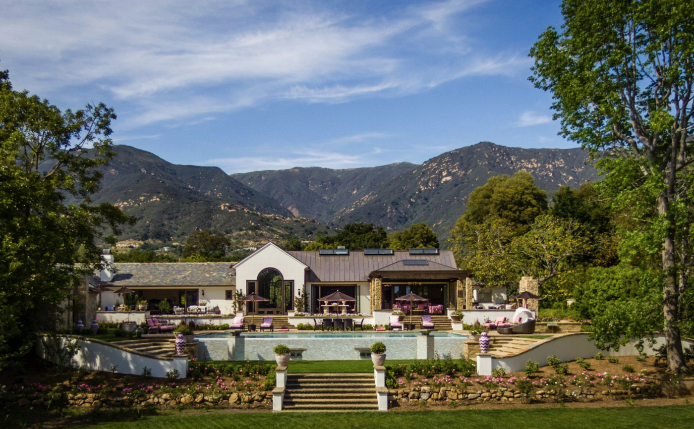 EAST VALLEY — Becker Studios