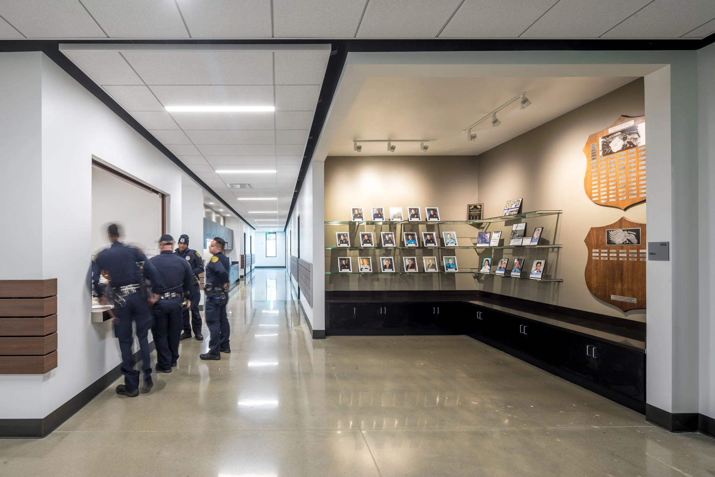 Houston Police Department Southwest Station — Roth Sheppard Architects