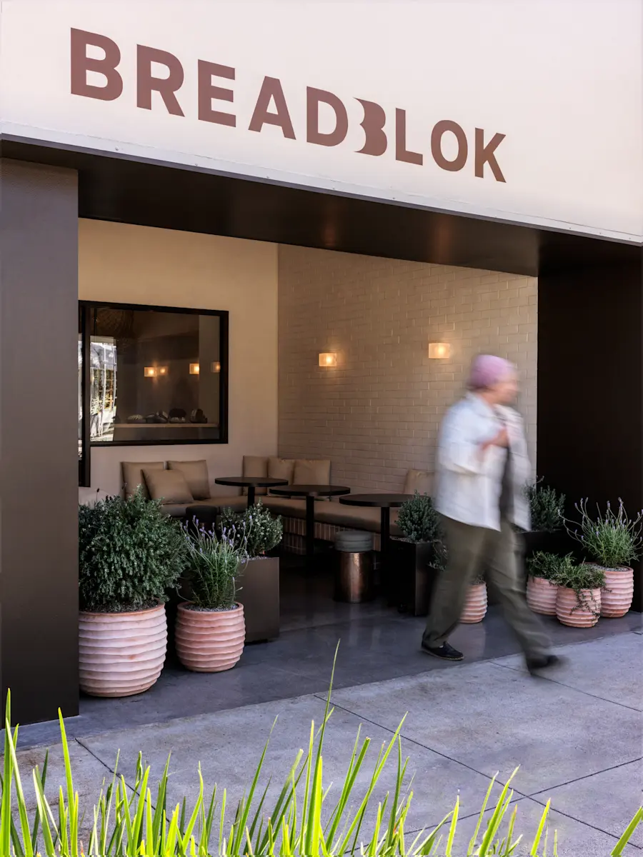 Breadblok — Commune Design