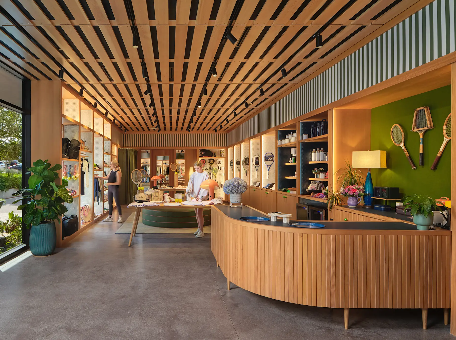 Banner House — Commune Design
