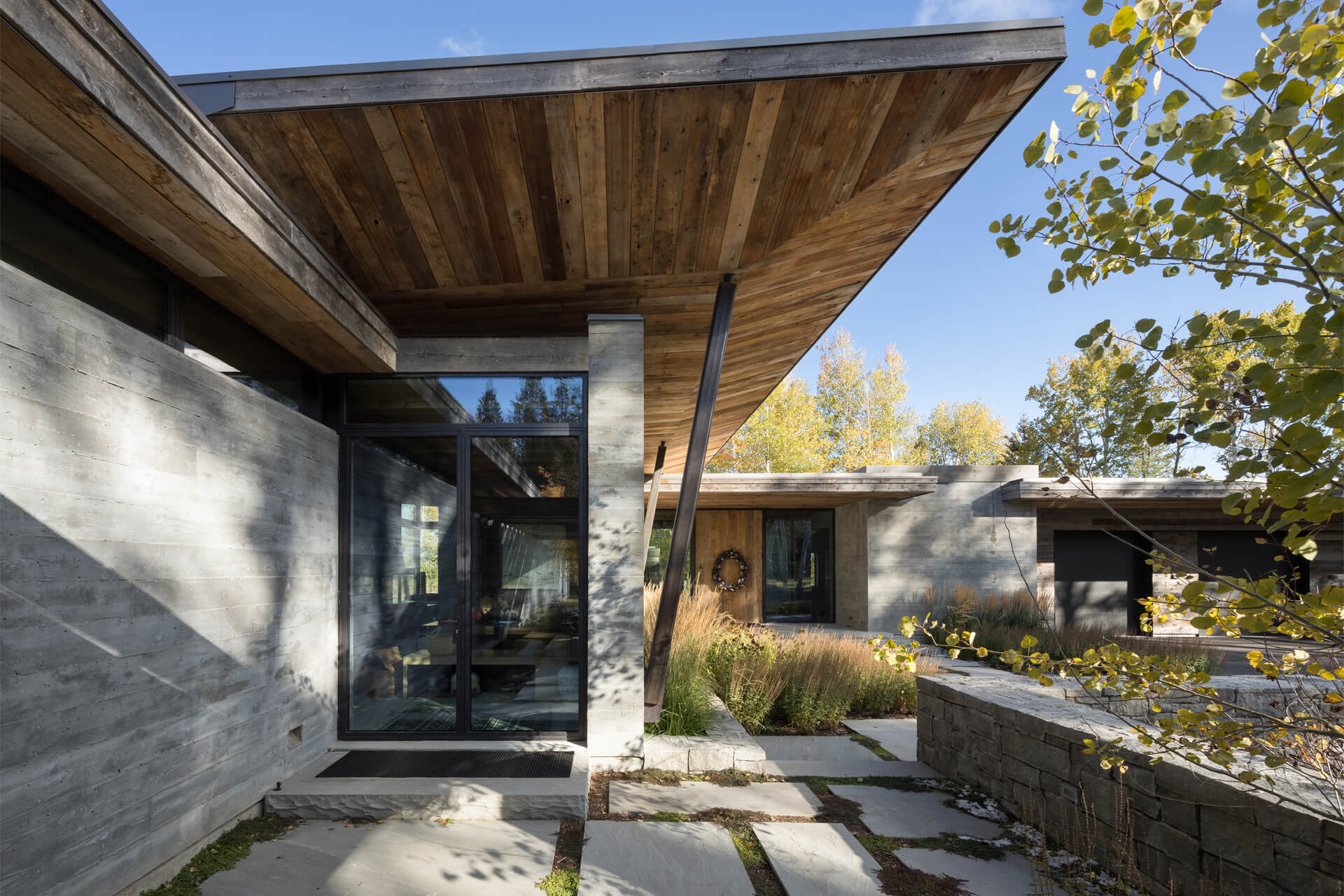Moosebluff House — Pearson Design Group