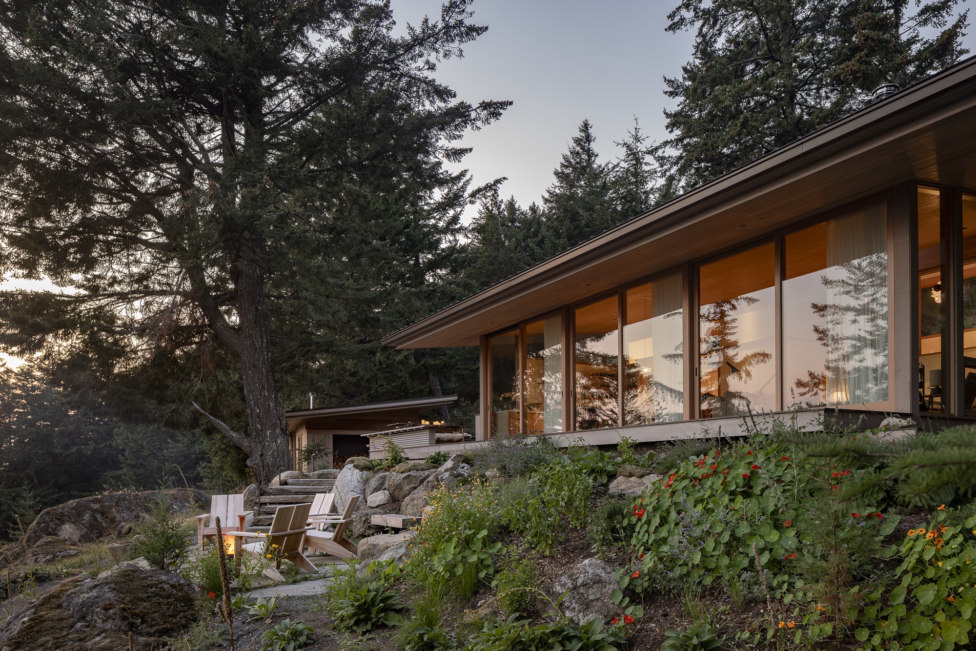 Heliotrope — Hillside Residence — Heliotrope Architects
