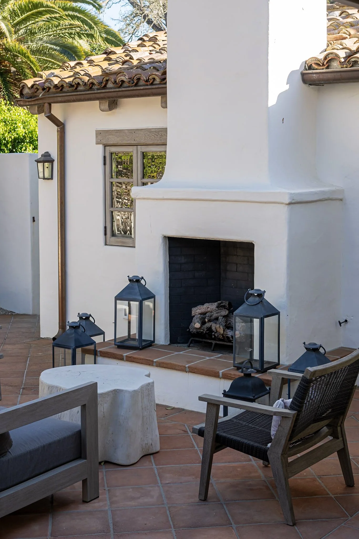 E. VALLEY HACIENDA — Becker Studios
