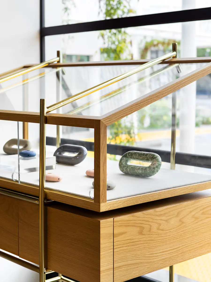 Serra — Commune Design