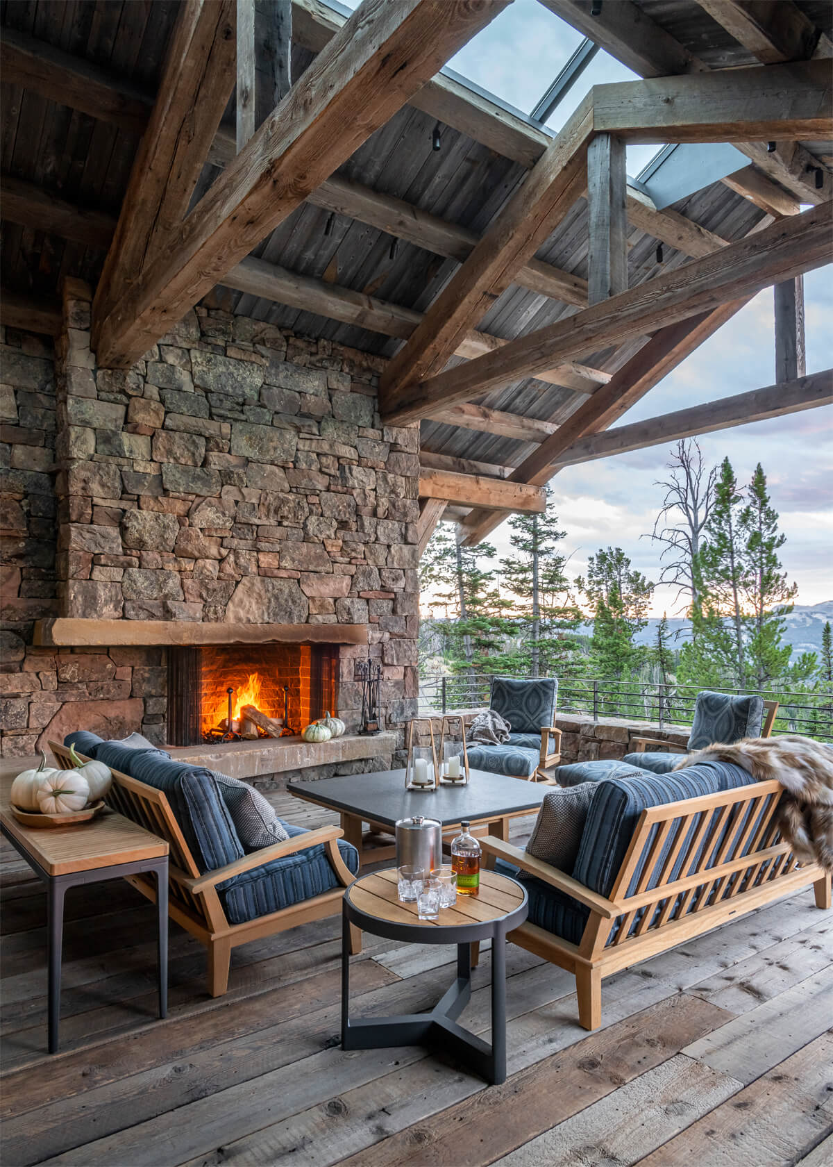 Obsidian House — Pearson Design Group