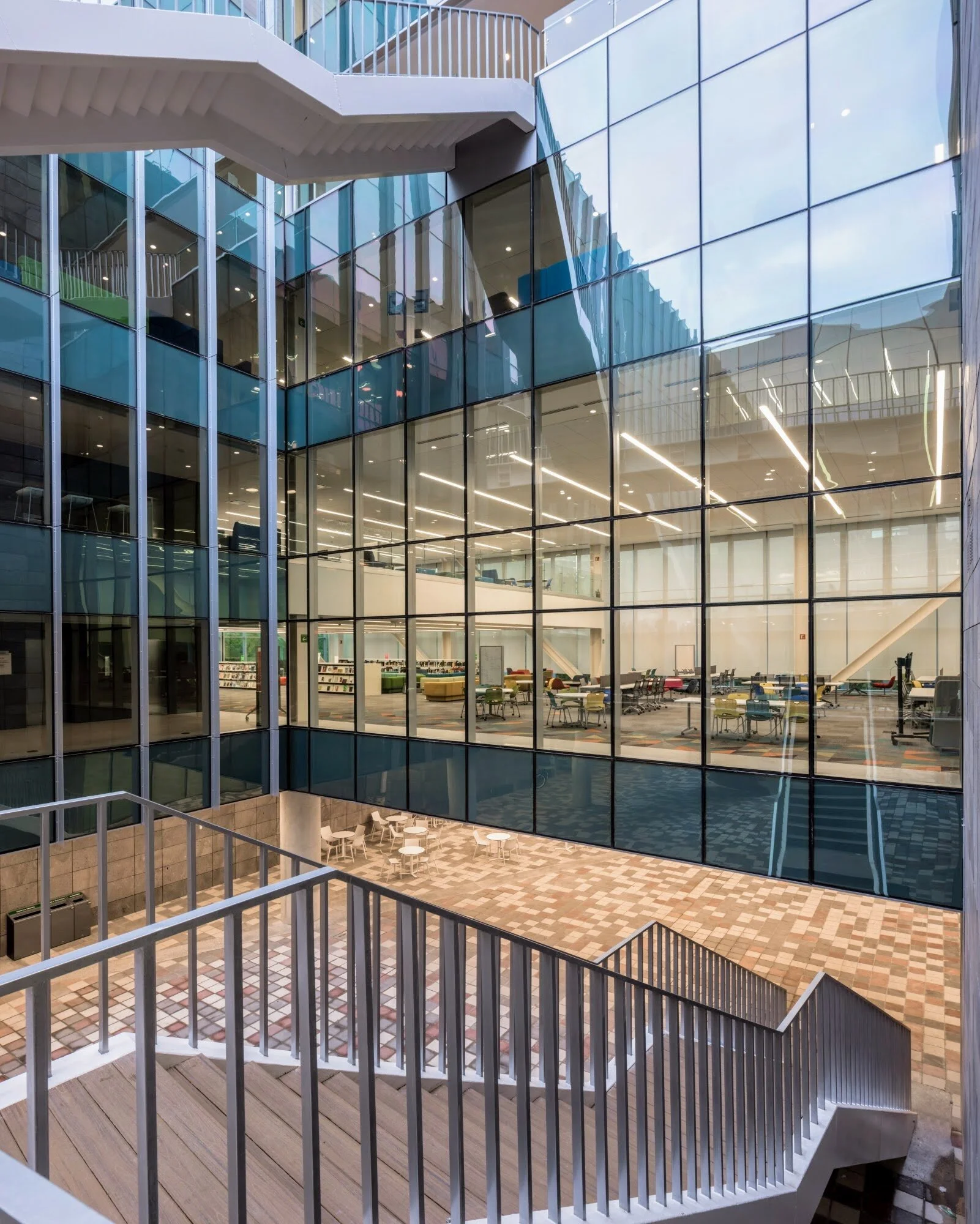 TEC Monterrey Library — Studio NYL
