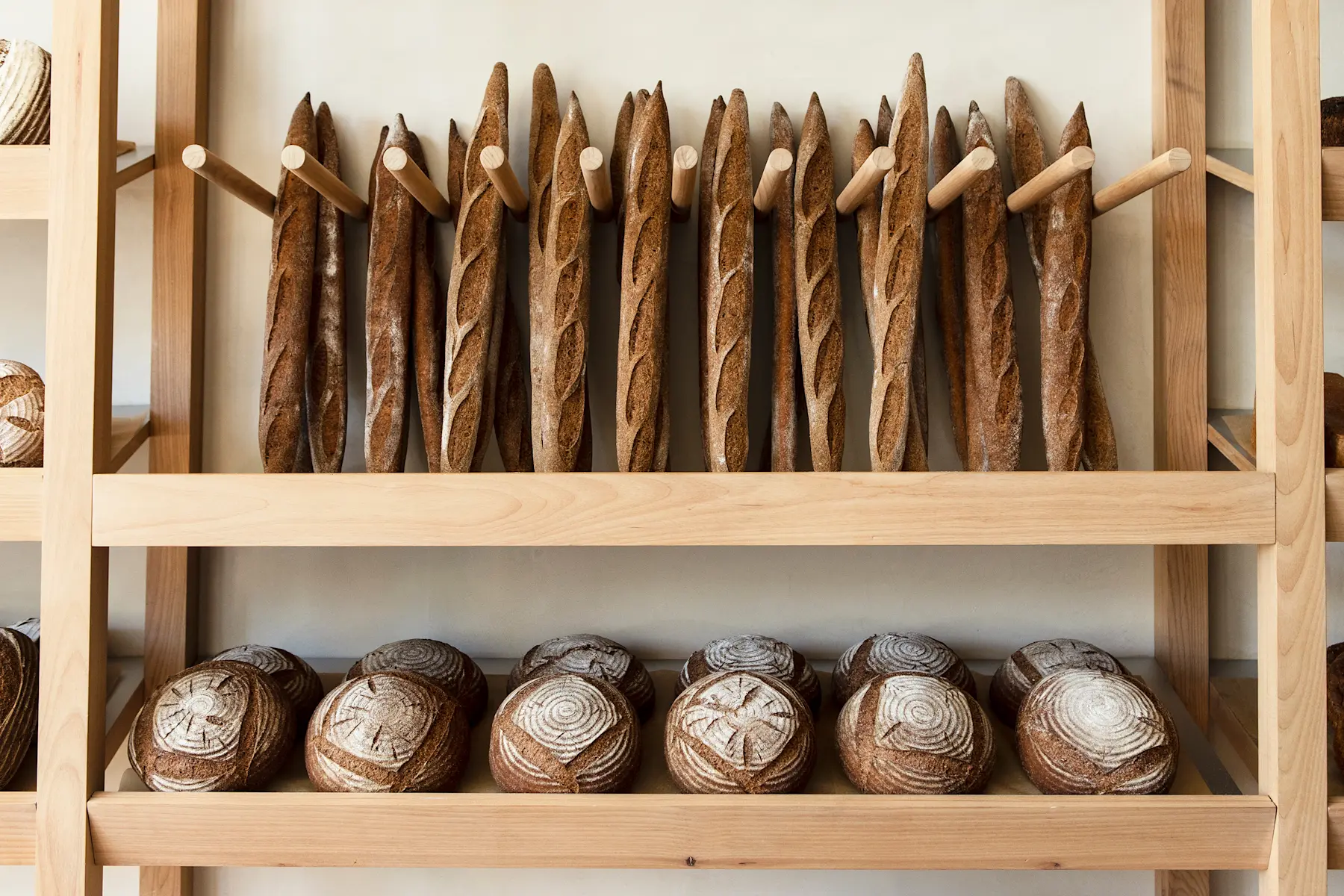 Breadblok — Commune Design